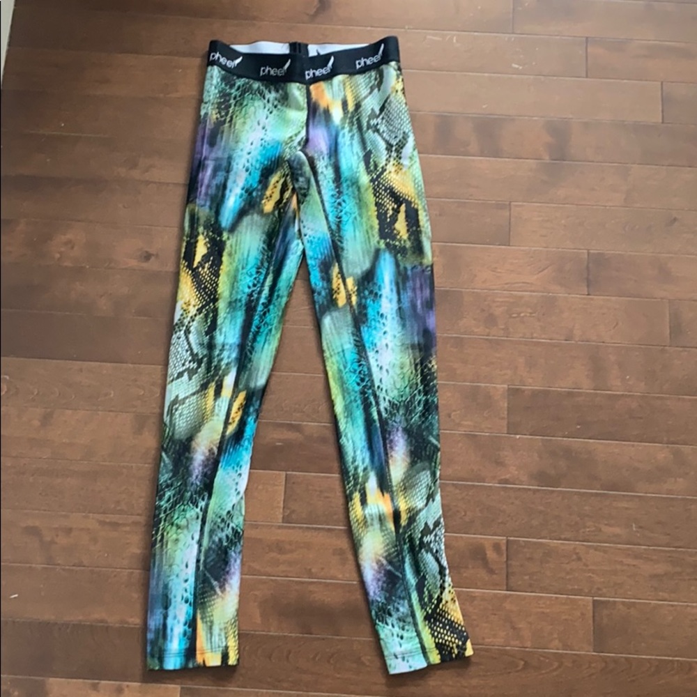 Pheel workout leggings